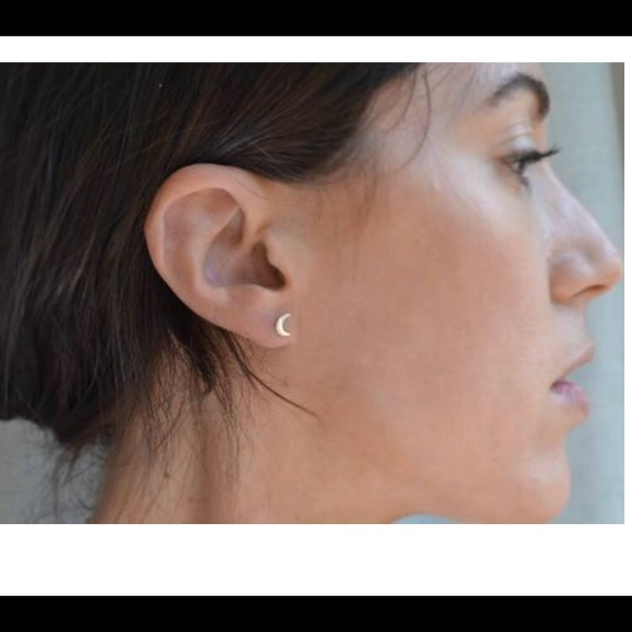 Delicate Crescent Moon 🌙 Stud Earrings - Picture 2 of 3